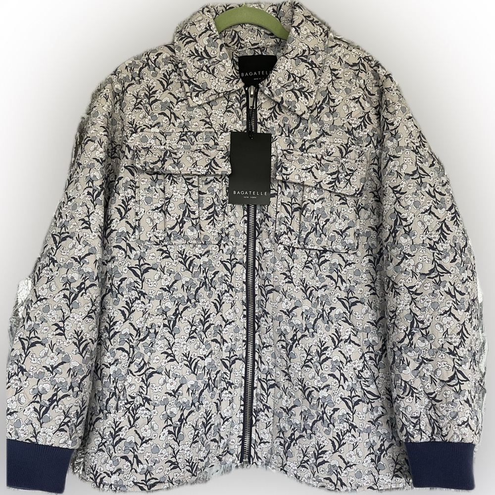 Women's BAGATELLE NWT Quilted Floral Full ZipBomber Jacket-Blue-Medium
